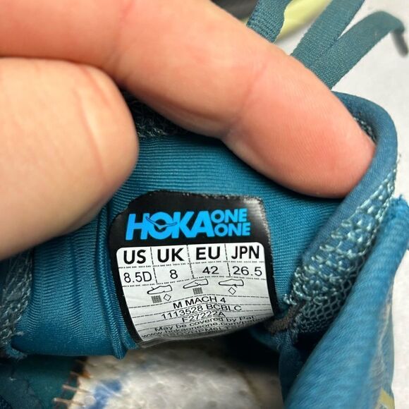 Hoka one one profly Mach 4 size 8.5 - Picture 8 of 8